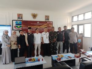 PPK Sukaresmi Garut Gelar Rapat Pleno DPHP, Total Pemilih Pilkada 2024 Sebanyak 33.045 Orang