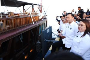 Tinjau Pelabuhan Donggala, Menko AHY Tegaskan Pentingnya Infrastruktur Transportasi untuk Dorong Pertumbuhan Kawasan