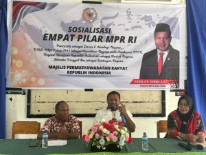 Senator Carel Suebu Melakukan Sosialisasi 4 Pilar MPR RI di SMA Negeri 1 Sentani Jayapura