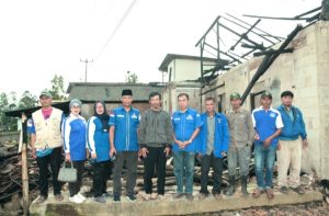 Korban Kebakaran di Cigedug Sampaikan Terimakasih Kepada Ketua DPC Demokrat Garut